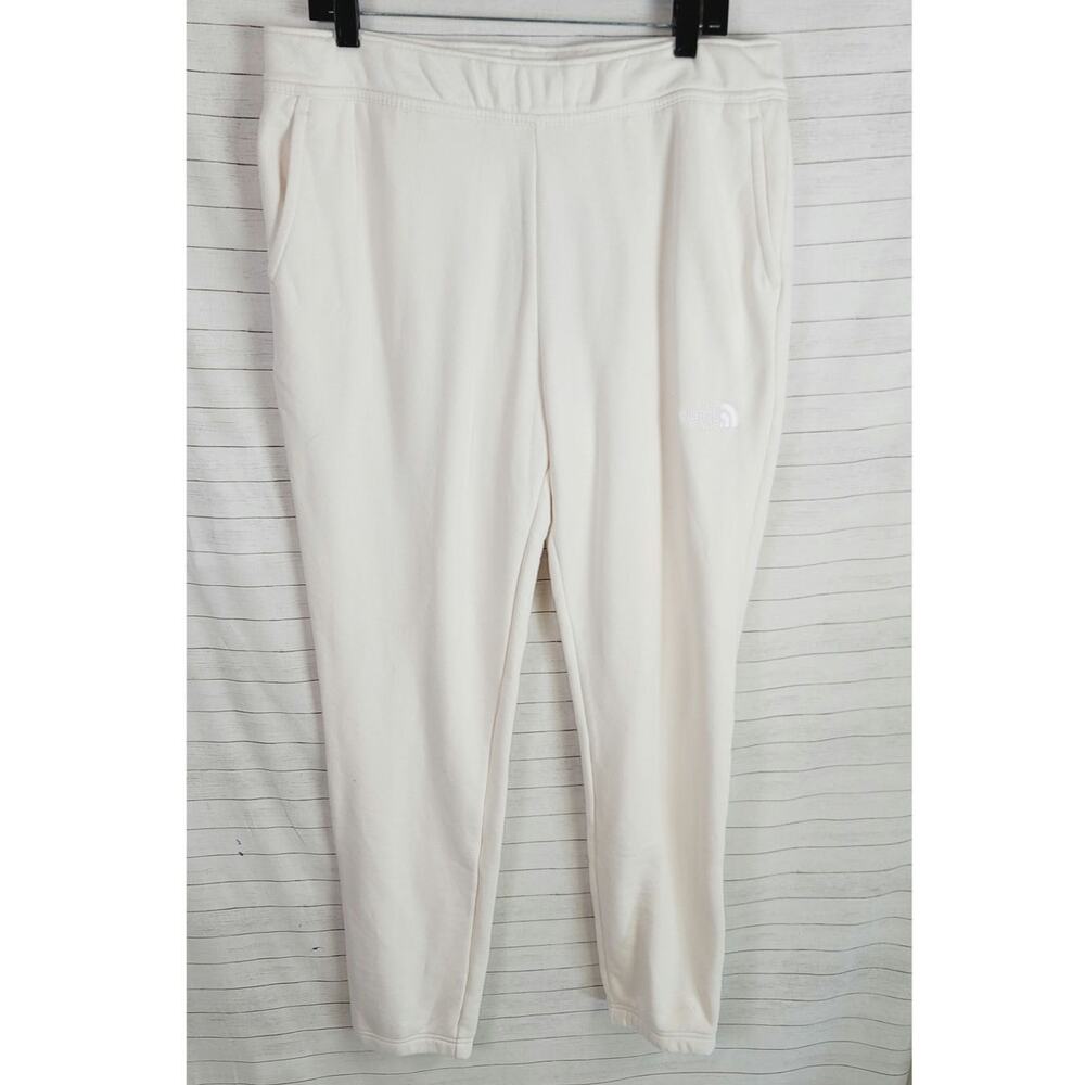 THE NORTH FACE SIM LOGO JOGGER IN GARDENIA WHITE, SZ XL